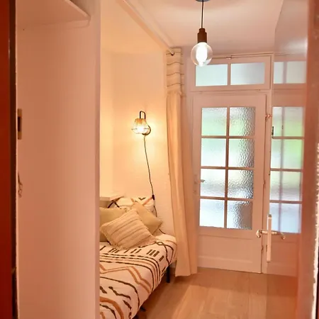 Coquet Grau Du Roi ル・グロー・デュ・ロワ